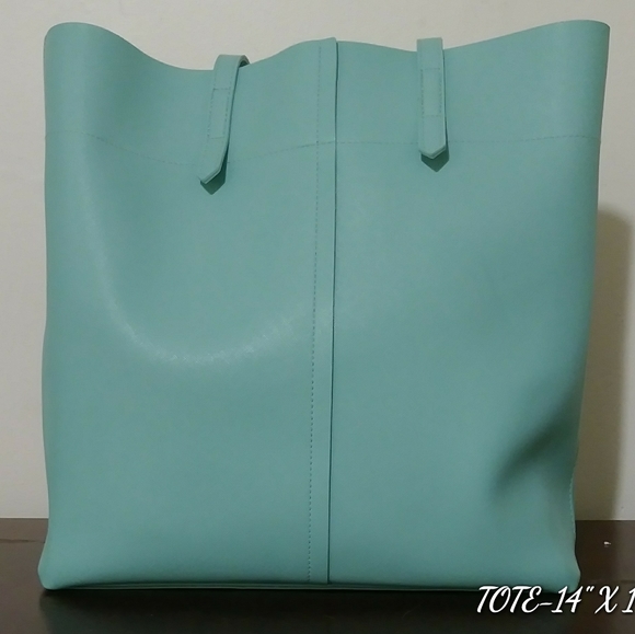 ๐ Turquoise Tote! EUC ๐ - Picture 2 of 2